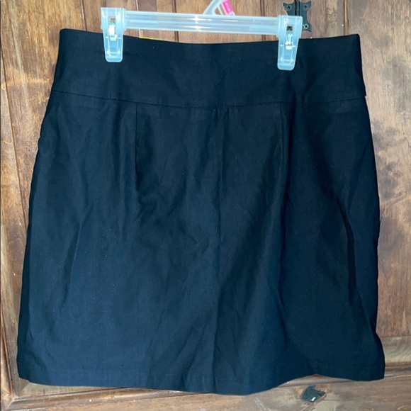 Rafaella Women's Comfort Pull On Stretch Skort Black, Medium - Picture 7 of 7